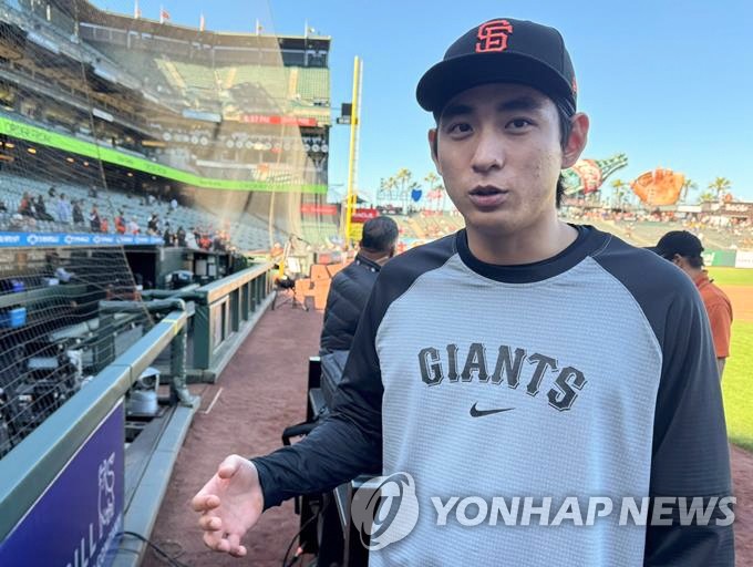 嘘声满天飞！哈里斯回到76人主场每次拿球都被球迷报以嘘声