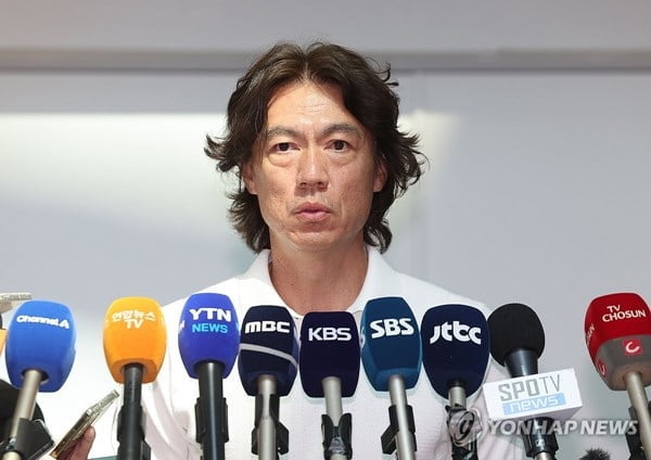 卡拉格：若不能让热刺踢得更加务实稳定，波斯特科格鲁将被炒鱿鱼